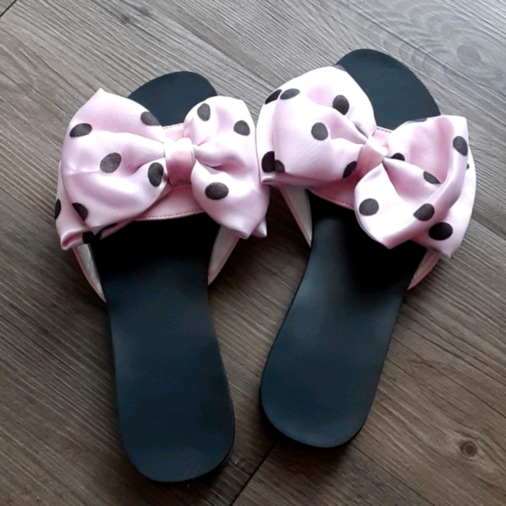 Ladies shoes
